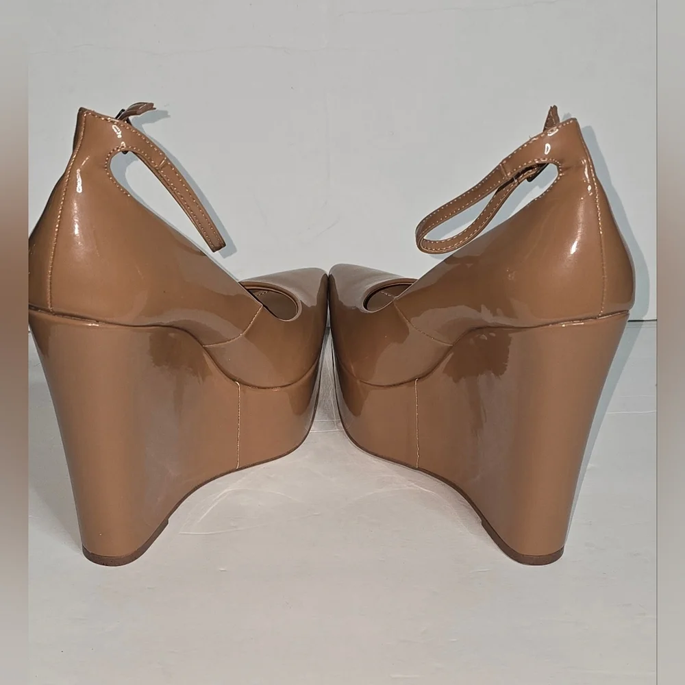 Steve Madden Platforms Women's Ladonna Tan Khaki Wedge Heels Size 9.5